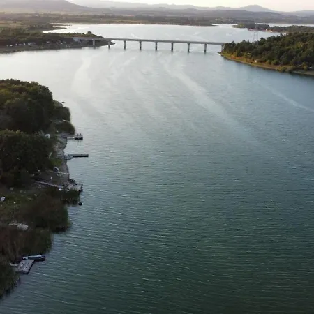 Water Sky Gruzansko Jezero *